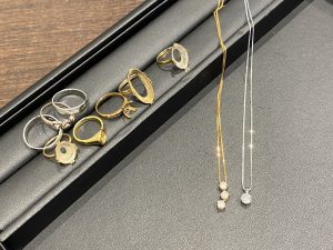 香川県綾歌郡宇多津町でダイヤモンド/宝石/ブランドアクセサリーのお買取なら「買取専門店 大吉イオンタウン宇多津店」にお任せください！