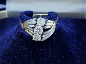 香川県綾歌郡宇多津町でダイヤモンド/宝石/ブランドアクセサリーのお買取なら「買取専門店 大吉イオンタウン宇多津店」にお任せください!