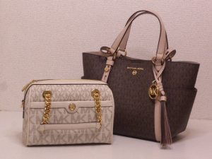 マイケルコースのバッグをお買取り致しました★