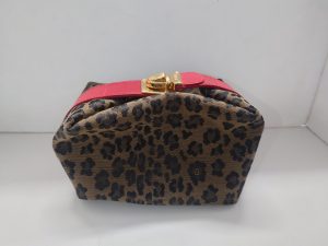 フェンディのポーチをお買取り致しました♪大吉ミレニア岩出店です!フェンディのポーチをお買取り致しました♪大吉ミレニア岩出店です!