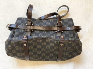 LOEWE ロエベ バッグ ブランド