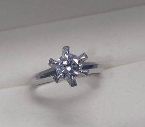 ダイヤモンドのリングをお買取り致しました♪大吉ミレニア岩出店です!ダイヤモンドのリングをお買取り致しました♪大吉ミレニア岩出店です!