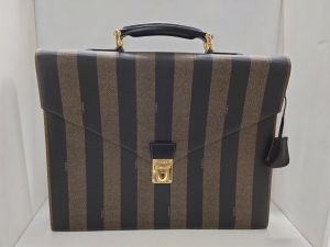 フェンディのバッグをお買取り致しました♪大吉ミレニア岩出店です！フェンディのバッグをお買取り致しました♪大吉ミレニア岩出店です！