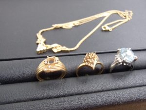 金価格最高値更新中!身に付けなくなった貴金属アクセサリーを売るなら大吉ゆめタウン八代店へ!