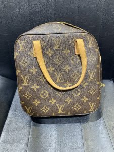 ブランド品の買取はお任せください!!!