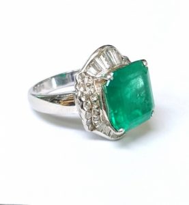 エメラルド,横須賀,買取