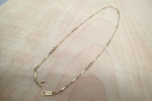 切れた金のネックレスも大歓迎!状態問わず貴金属のお買取なら大吉ゆめタウン八代店へ!