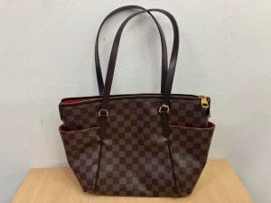 東灘 芦屋 ヴィトン VUITTON 買取 甲南山手 大吉