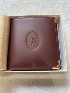 Cartier カルティエ 財布 ブランド