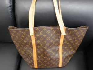 買取専門店大吉八尾店へルイヴィトンをお持ち頂きました。平野、志紀、東大阪、柏原、加美、瓢箪山。JR近。