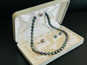 パールアクセサリーお買取りいたします