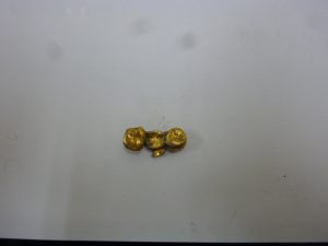 買取専門店大吉八尾店へ金歯をお持ちください。平野、志紀、東大阪、布施、柏原、若江岩田。JR駅近。