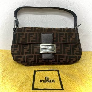 フェンディ マンマバケット 2321.26424.098