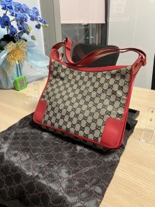 グッチ GGキャンバス ショルダーバッグ