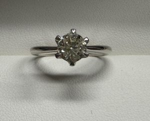 ダイヤをお買取り致しました♪大吉ミレニア岩出店です!ダイヤをお買取り致しました♪大吉ミレニア岩出店です!