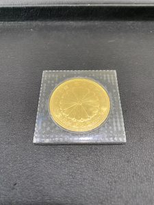 御在位 10万円金貨 古銭
