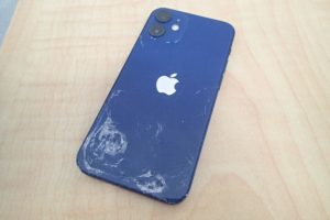 背面割れのiPhoneをお買取いたしました♪壊れてるiPhoneを売るなら大吉ゆめタウン八代店へ!