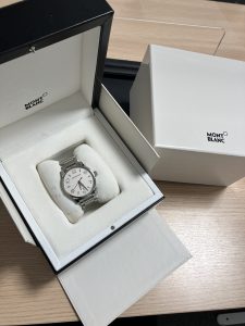 モンブランTIMEWALKER 腕時計