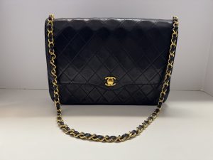 シャネルのバッグをお買取り致しました♪大吉ミレニア岩出店です!シャネルのバッグをお買取り致しました♪大吉ミレニア岩出店です!