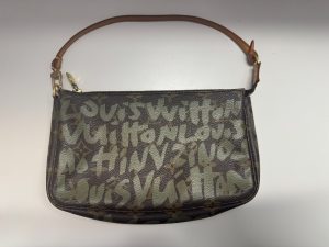 ルイヴィトンのポーチをお買取り致しました♪大吉ミレニア岩出店です！ルイヴィトンのポーチをお買取り致しました♪大吉ミレニア岩出店です！