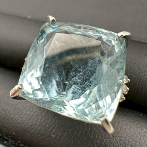 Pt900 アクアマリン リング