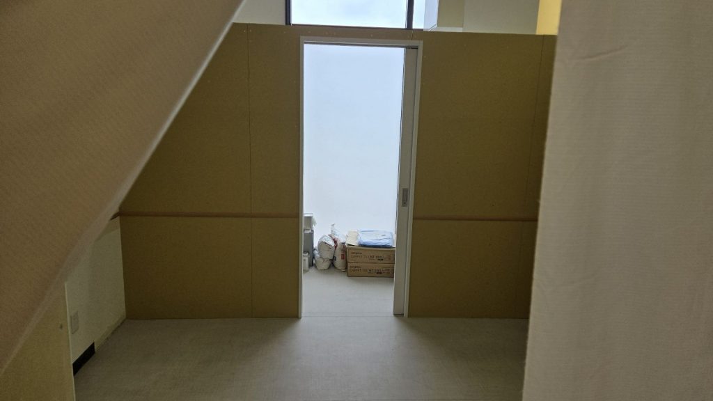 挿絵 準備中店内