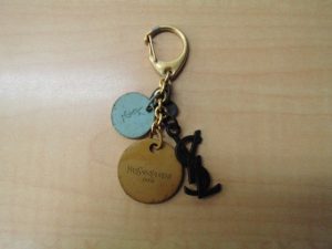 イブサンローラン