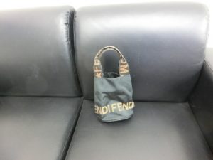 買取大吉八尾店にフェンディをお持ちください。志紀、平野、山本、瓢箪山、東大阪、若江岩田、布施、JR八尾。