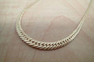 金のネックレスをお買取いたしました♪貴金属を高く売るなら大吉ゆめタウン八代店へ!