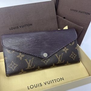 ヴィトン  ポルトフォイユ・マリールーロン