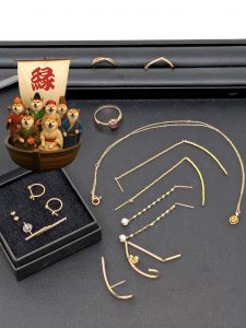 華奢系ゴールドアクセサリー