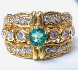 エメラルド,衣笠,無料査定