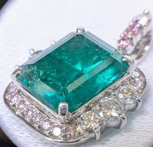 エメラルド,横須賀,買取