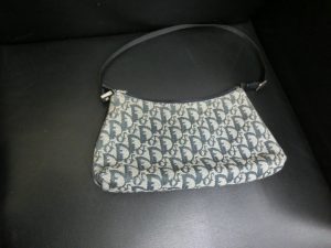 買取大吉八尾店へクリスチャンディオールをお持ちください。平野、志紀、東大阪、布施、若江岩田、瓢箪山、加美。