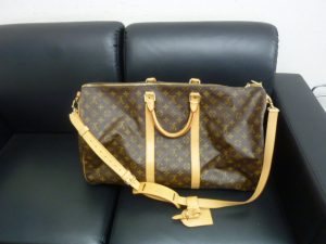 買取大吉八尾店にルイヴィトンをお持ちください。平野、志紀、東大阪、若江岩田、柏原、瓢箪山、布施、高安。