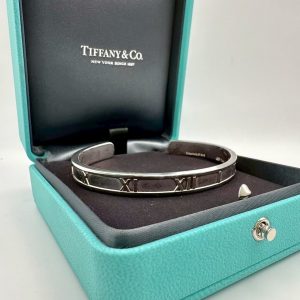 ティファニー アトラス バングル
