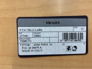 箱やカードも全て揃っていました!