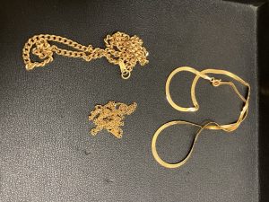 貴金属ネックレス