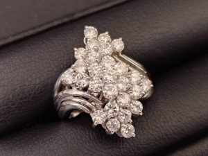 ダイヤをお買取り致しました♪大吉ミレニア岩出店です!ダイヤをお買取り致しました♪大吉ミレニア岩出店です!