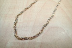 金とプラチナのコンビネックレスをお買取いたしました♪貴金属を売るなら大吉ゆめタウン八代店へ!