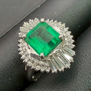 pt900 エメラルドリング