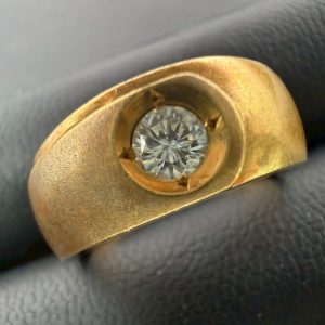 １８ダイヤモンドリング