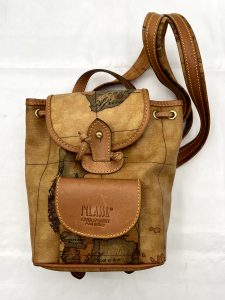 「プリマクラッセ」のミニリュック①