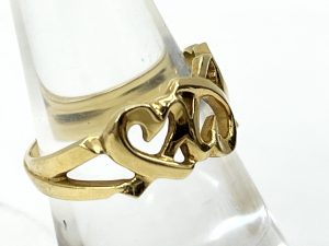 【ティファニー】の「ラビングハート」リング②