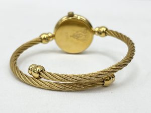 グッチ(GUCCI)バングルウォッチ 2700L (レディース)③