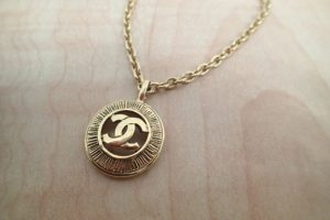 CHANELのヴィンテージネックレスをお買取いたしました♪ブランドアクセサリーを売るなら大吉ゆめタウン八代店へ！
