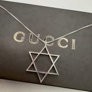 グッチネックレス