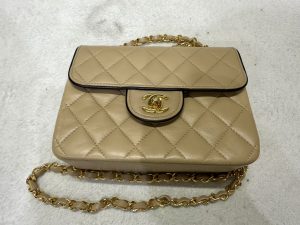 CHANEL シャネル バッグ ブランド