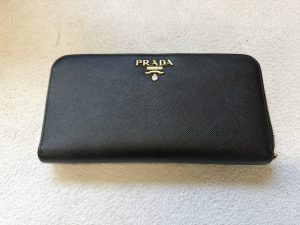 PRADA プラダ 財布 ブランド