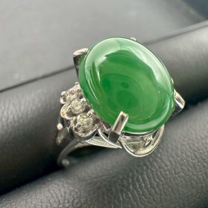 Pt900 翡翠ダイヤ リング